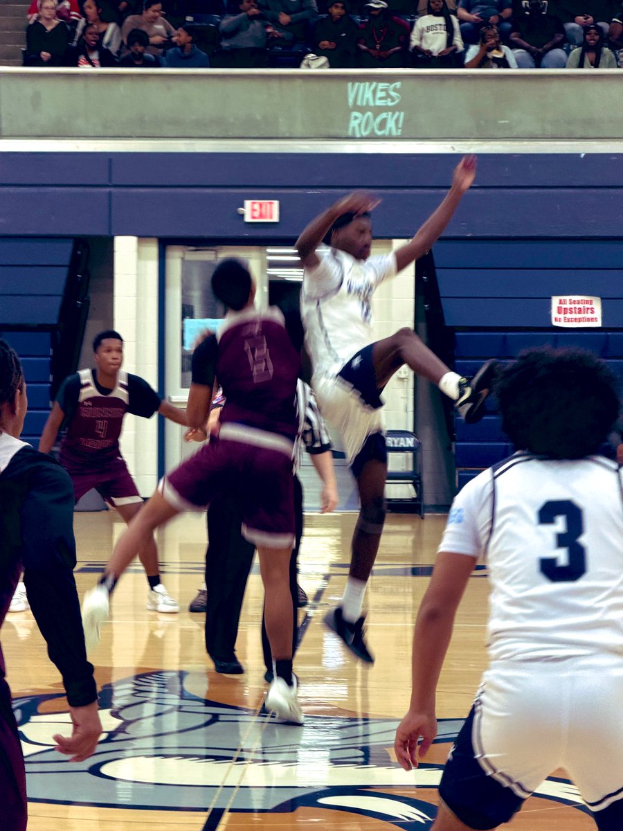 GCarrabineBryan's tweet image. Bryan HS Viking Hoops had another big win tonight! 🏀 #keepitup #proud