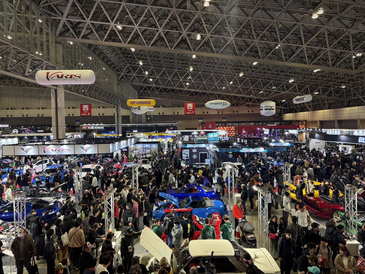 オートサロン^ ^
