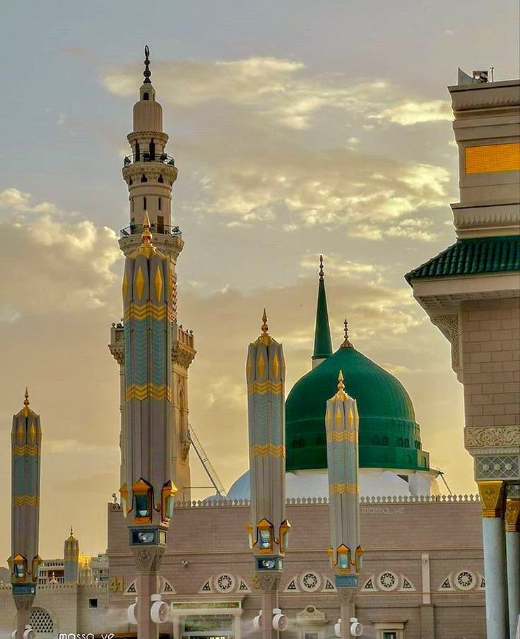 SyedaNaqvi50's tweet image. اللہ تعالیٰ کا ذکر کرو کہ
یہ تمھاری ہر حاجت کے
پورا ہونے میں مددگار ثابت ہوگا ۔۔!

(حضرت محمد صلی اللہ علیہ وآلہ وسلم )
#ProphetMuhammad