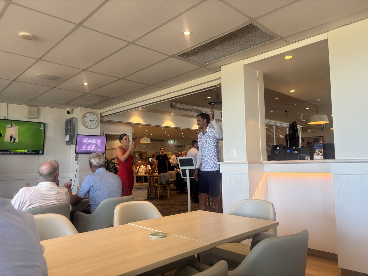 MCSportsWriter's tweet image. Mitchell Starc, in 40-degree heat and a 40km now-wester in the Saturday medal at Long Reef, says hold my beer, Heady, with a hole-in-one on the 13th. 
And there was free beer for all.
Huzzah!