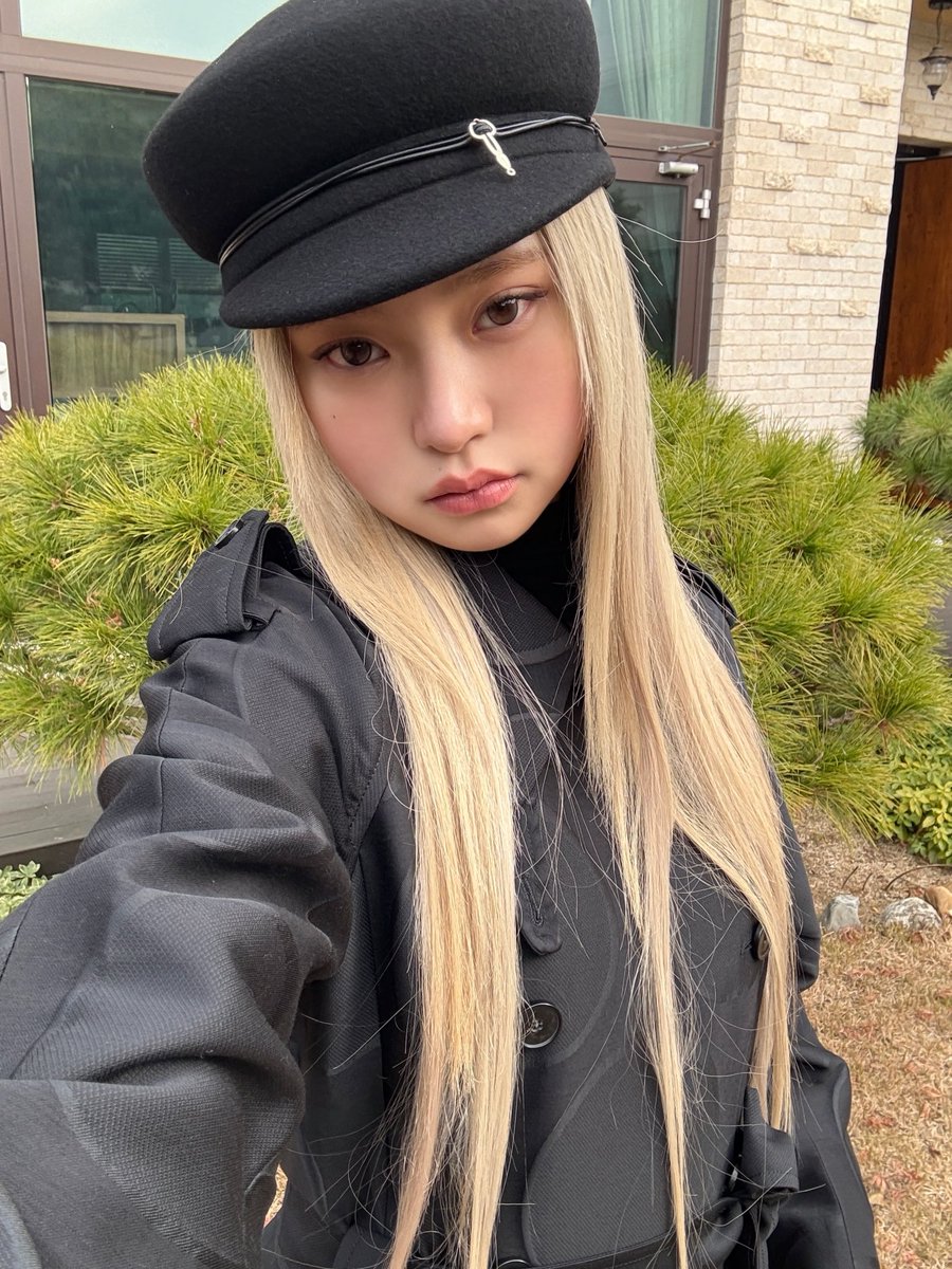 We_KiiiKiii's tweet image. [📸]
𝙺𝚒𝚒𝚒𝙺𝚒𝚒𝚒 𝚗𝚘𝚝𝚎𝚜 ⊹ ࣪ ˖𓃴₊˚ ❆

#KiiiKiii #키키
#HAUM #하음
#DeluluPack #KiiiKiii_DeluluPack