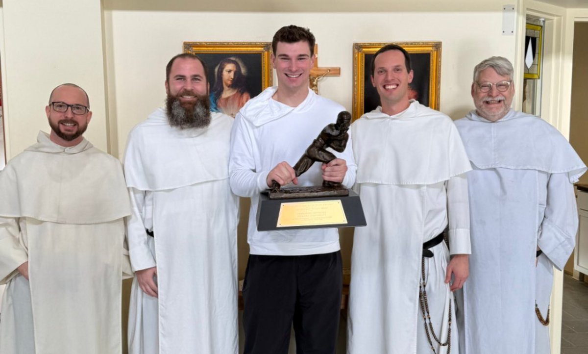 Idk how you could root for Miami as a ND fan y’all.

Hoosiers all the way