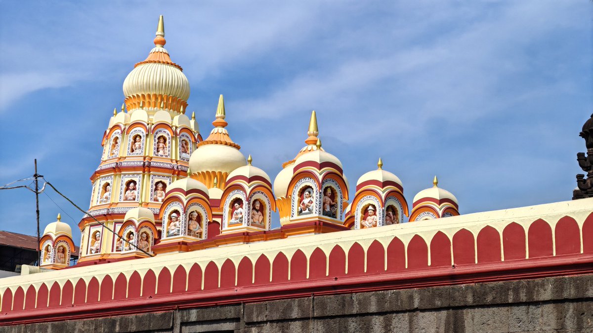 abhishekr79's tweet photo. Shri Kashi Vishweshar Mandir
#temple #Wai https://t.co/9nypyAkBLl