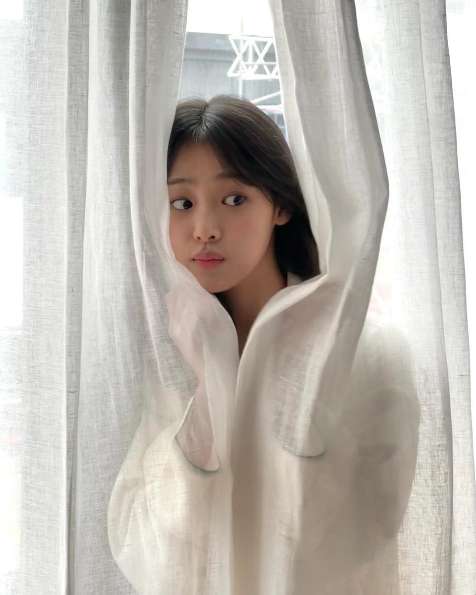 66stii's tweet image. 이런사진을풀어줄때나는