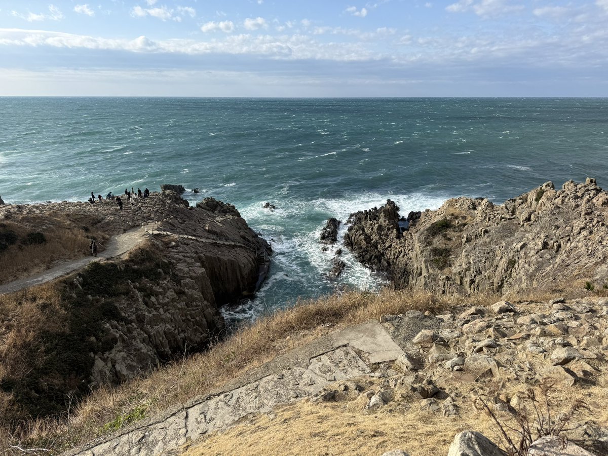Genji1130's tweet photo. 三国港まで早く着きすぎたので、東尋坊まで徒歩 https://t.co/Bsyjcqz67W