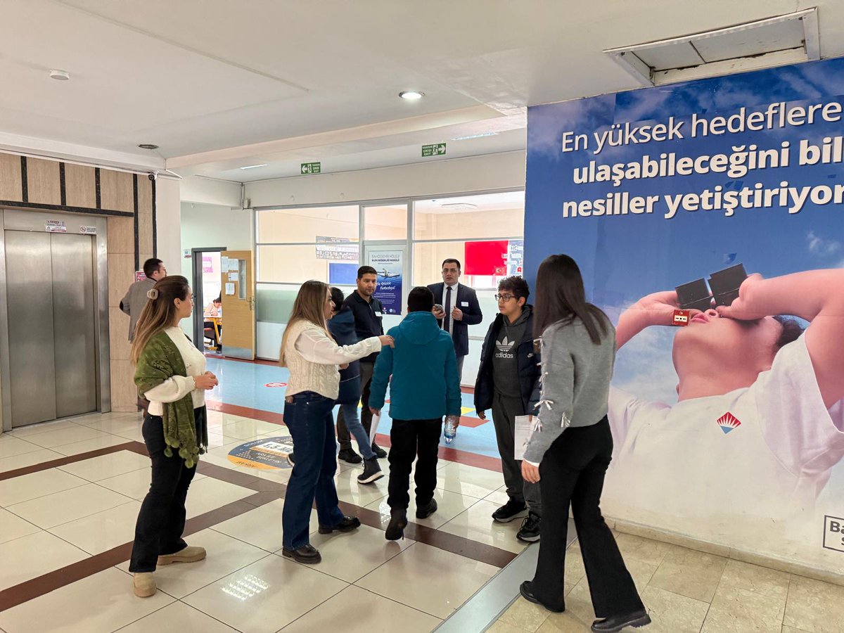 bahcesehir_van's tweet photo. 2026-2027 Eğitim öğretim dönemi okula kabul bursluluk sınavımızı yoğun bir katılımla gerçekleştirdik. Katılım gösteren tüm öğrenci ve velilere teşekkür ederiz.❤️💙

 #ŞimdiSırası

@bahcesehir_k12 
@EnverYucel 
@koccozlem 
@Savas_BOYAR 
@AtlihanMumtaz 
@ismailK08300410 https://t.co/U38iHzYAaU