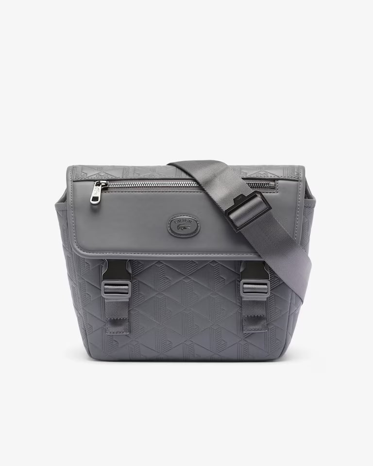 LinkDeal_'s tweet image. La sacoche Lacoste en belle promo 

126€ au lieu de 210€ 

Lien : tidd.ly/3MZQn5J