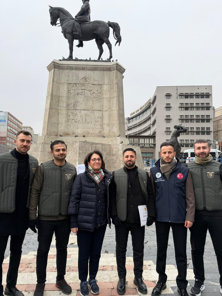 Meydana gelen sayın <a href="/aylinyaman_/">Dr. Aylin Yaman</a> vekilimize teşekkür ederiz 

 #SağlıkçıAtamaİçinUlusta