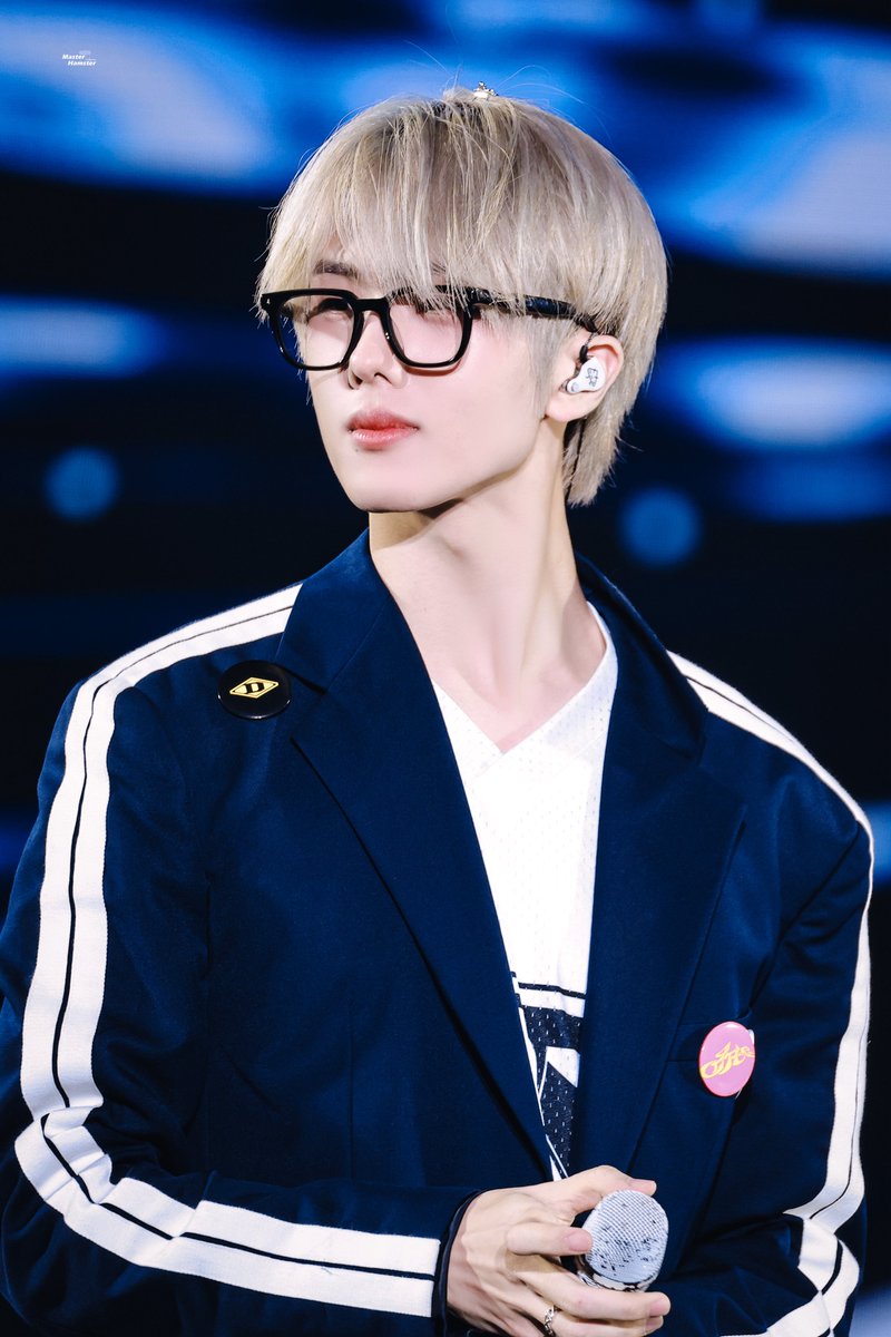 MasterHamster tweet media