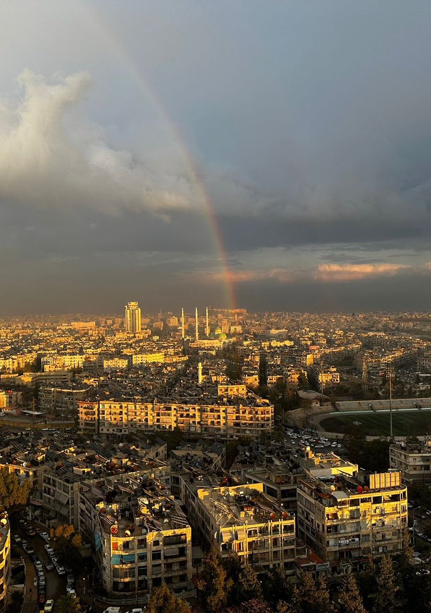 Propaganda çöktü artık gerçekleri konuşalım

SDG’nin on binlerce militanı olduğu iddia ediliyordu. Hatta bazılarına göre sayıları 100 binin üstündeydi. Örgütün lideri Mazlum Abdi de bundan cesaretle olacak “Biz niye Suriye Ordusuna katılalım. Onlardan fazla silahlı gücümüz var.