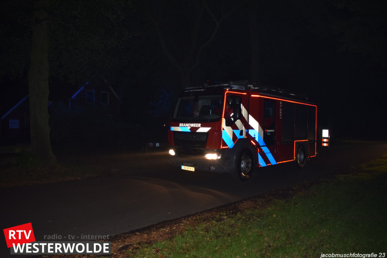 Auto verwoest door brand in Bellingwolde