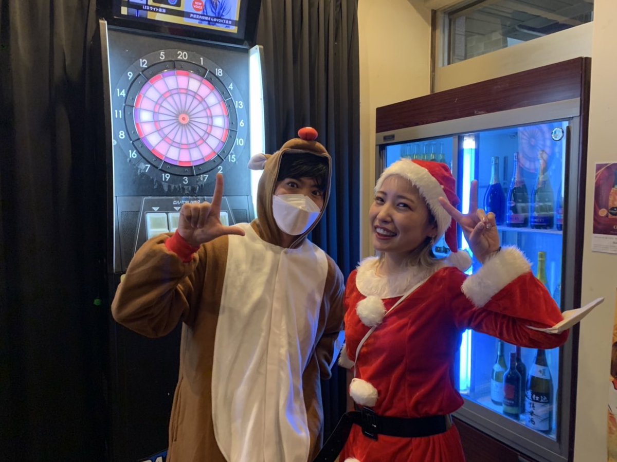 runrun124's tweet image. 新年一発目のプレイヤーDAY🎯🎍✨️
久しぶりに金森さん(@IE_Kanamori )と❣️🎩🪄
サバンナ東中野店様にて
@savanna20160326 👈
23時までお待ちしております🥳.ᐟ.ᐟ

2026年も宜しくお願い致します‼️
写真はコロナ禍3年以上前の、、、😂ﾅﾂｶｼｰ!

#Savanna東中野