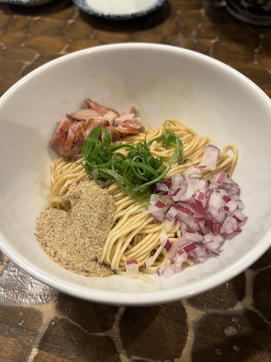 土浦市@ 特級鶏蕎麦 龍介さん

・特級塩そば
・煮干し和え玉

めっちゃ美味かった〜💯🥰🥰

今年もお世話になります☺️

ご馳走様でした😊🙏