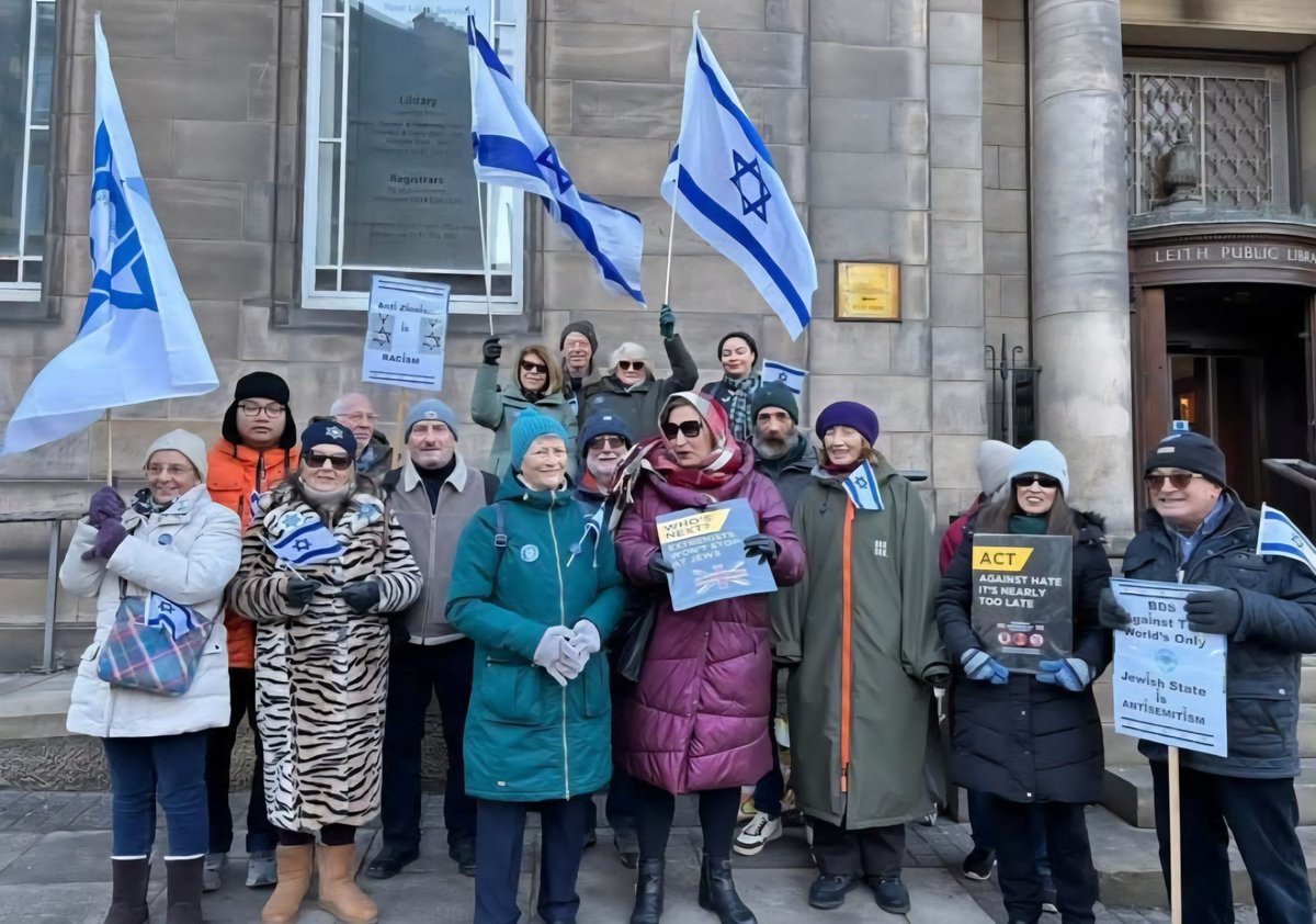 GlasgowFOI's tweet image. Jew-haters had declared Leith to be a "Zionist-free zone". On Monday, we took a trip to Edinburgh to show that it isn't! And, to paraphrase, Arnie  we'll be back!