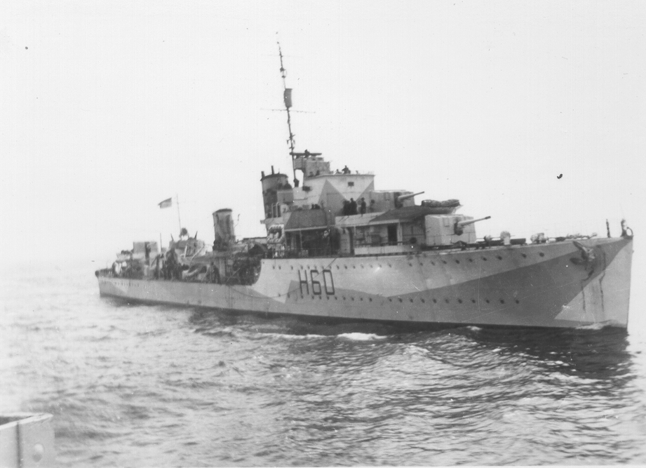 RLitwiller's tweet image. HMCS OTTAWA (1st), River class destroyer, ex-HMS CRESCENT, Transferred to RCN on 15 June 1938. She was torpedoed by U91 in the North Atlantic on 13 September 1942, killing 114 of her crew. @RLitwiller #RCNavy Photo Collection. See MORE zurl.co/lBEmW