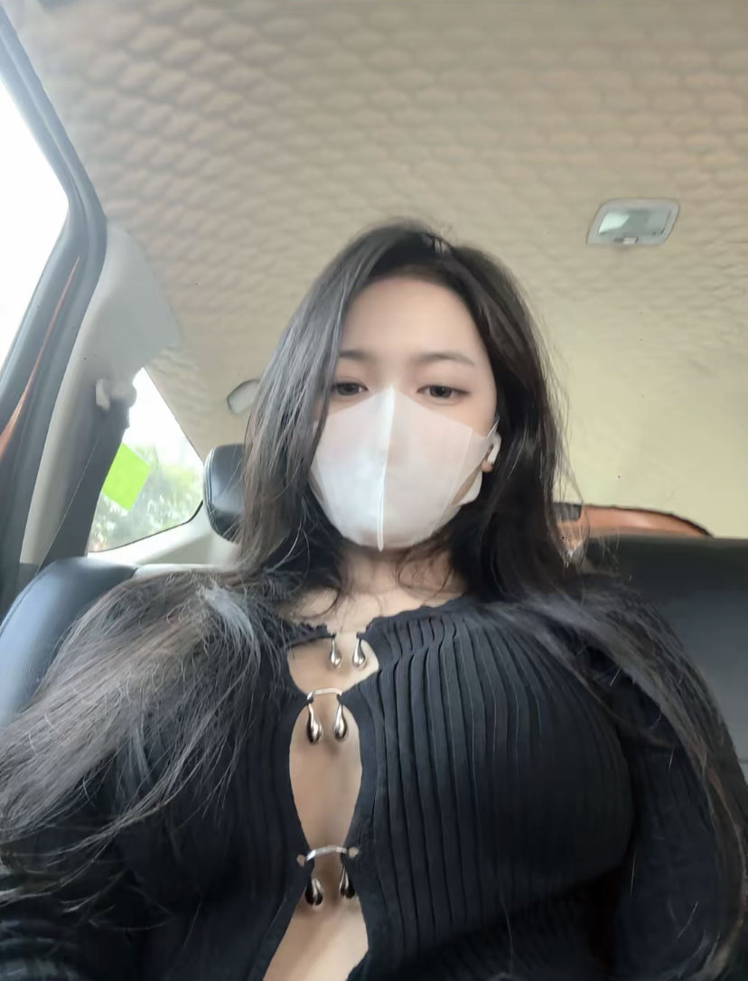 Junnbabi's tweet photo. Nắng ấm ghe https://t.co/W6cG19zU0J