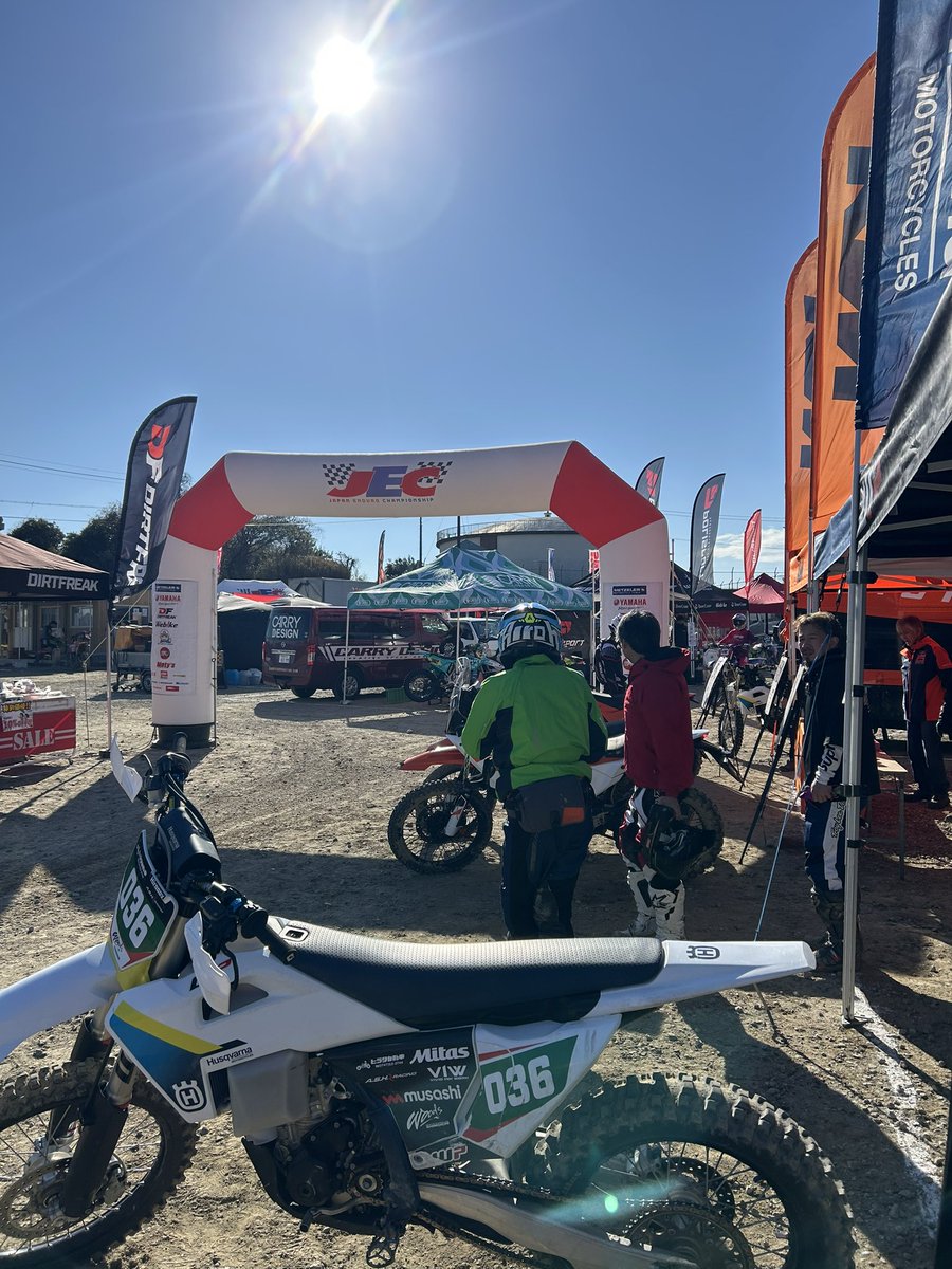 ヒラタ自動車@ハスクバーナ・Kawasaki・SURRONショップ (@Woodshirappy