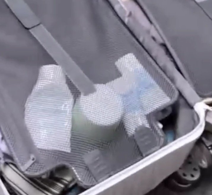 krisnkai's tweet image. ตาคือโฟกัสแต่สกินแคร์ดารา5555+ คล้ายมอยส์​ illiyoon​ แล้วหลอดข้าง​ ๆ​ คืออะไรไม่รู้​ แต่บีบจนฟีบสุด ๆ​ๆๆๆ ท่านทรงมัธยัสถ์มาก​😭😭