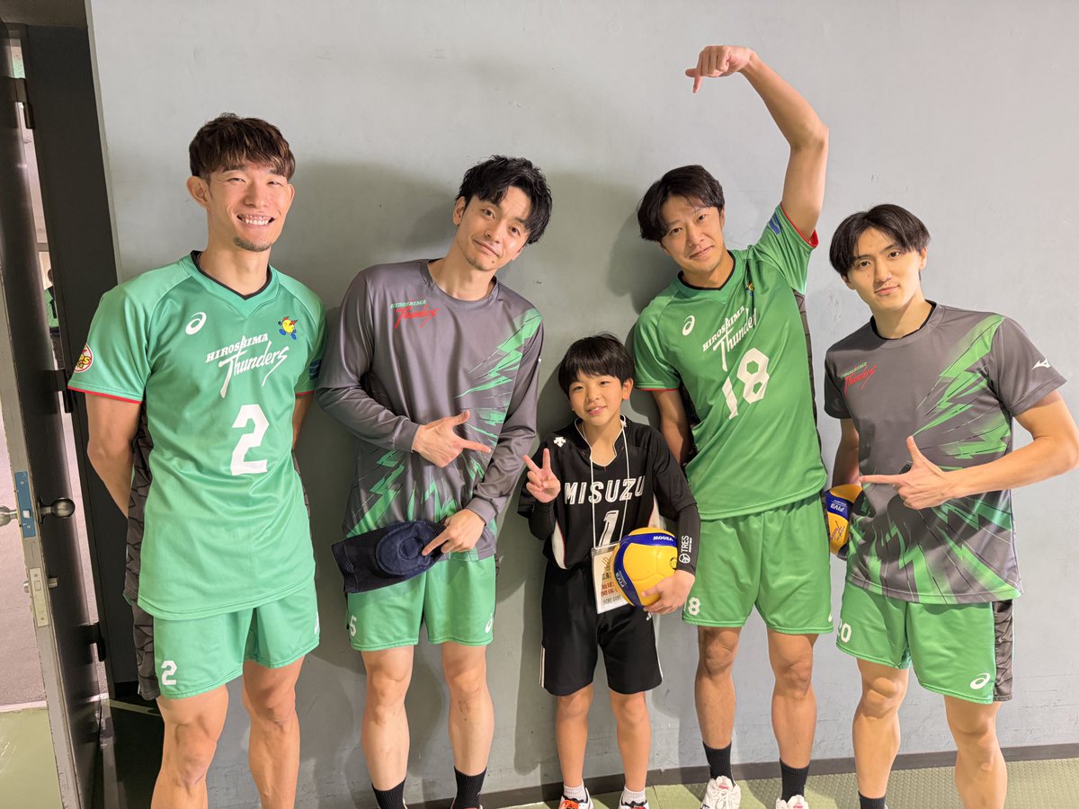 JT サンダース　パンツ　バレー　黒　緑　SVリーグ　春高　国体　全国　インカレ 特別イベント】初めてのプロバレーチーム「JTサンダース」に大興奮