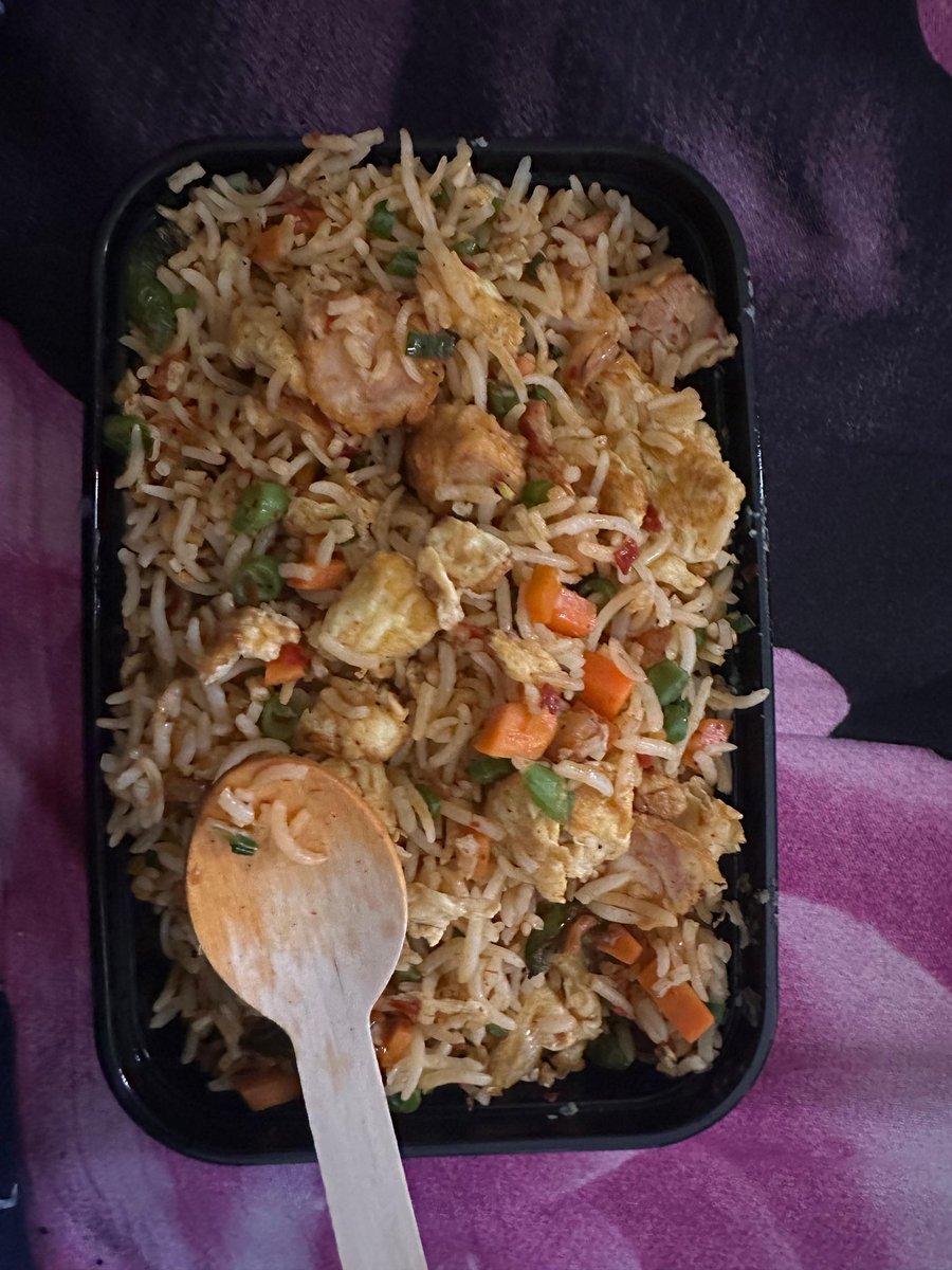 Elon_Past's tweet photo. Just placed an order from @Swiggy @SwiggyCares. I ordered Veg Fried rice, instead I received a non veg fried rice with Chicken and Eggs in it. 
What the hell is wrong with you guys? Are you out of your mind? https://t.co/vPT7FT0Laq