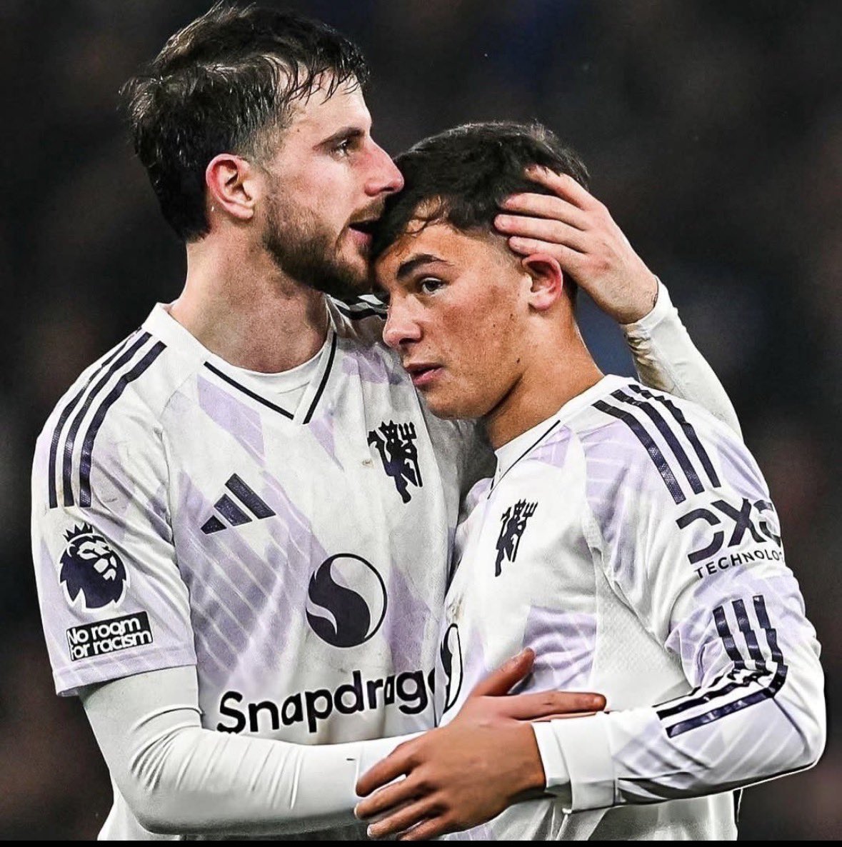 Utdtruthful's tweet image. 🚨🎙️| @StevenRailston: “Shea Lacey looked like a player worthy of wearing the famous No.7 shirt in the FUTURE when he came off the bench at Turf Moor on Wednesday night”. #MUFC [MEN]