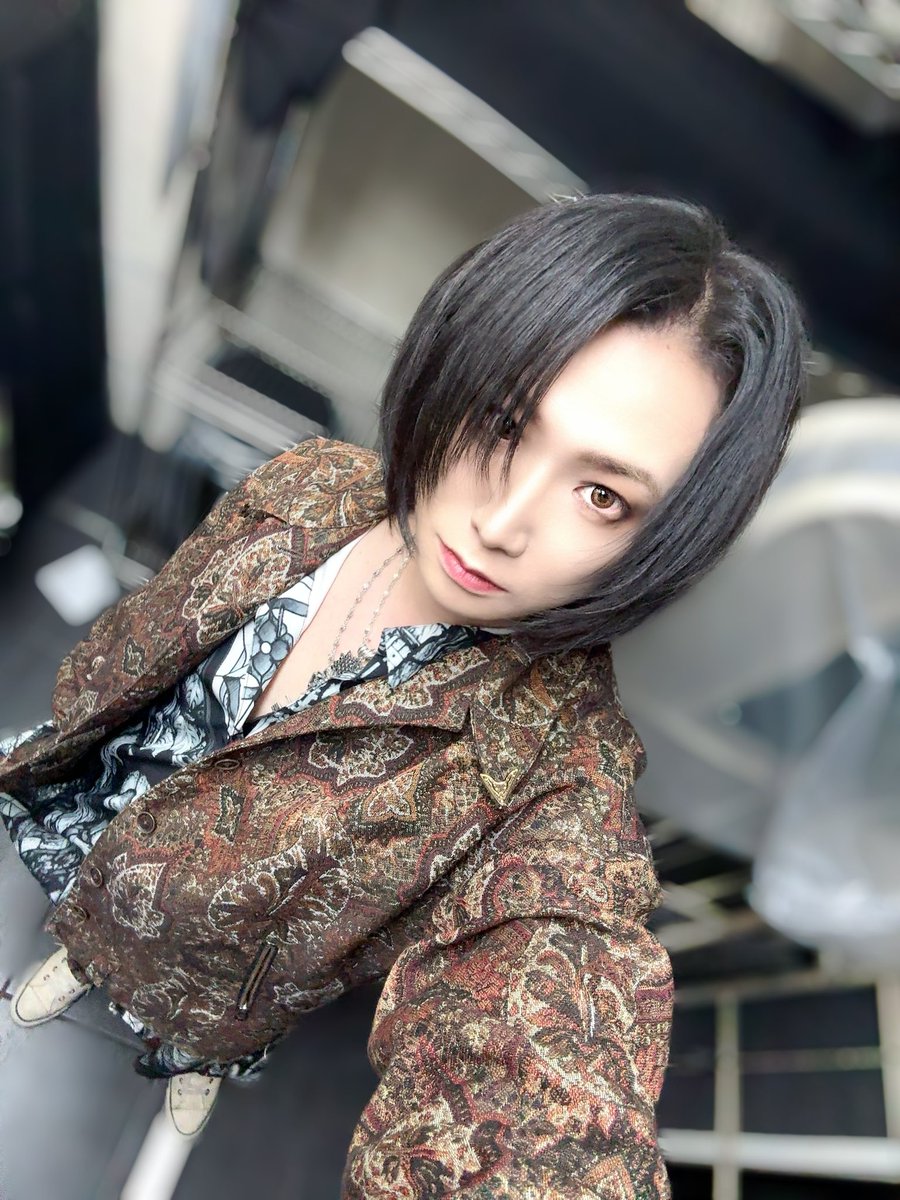 LAY ABOUT WORLD イザナ チェキ LAY ABOUT WORLD 真悠 (@LAW_mayu) / Posts / X