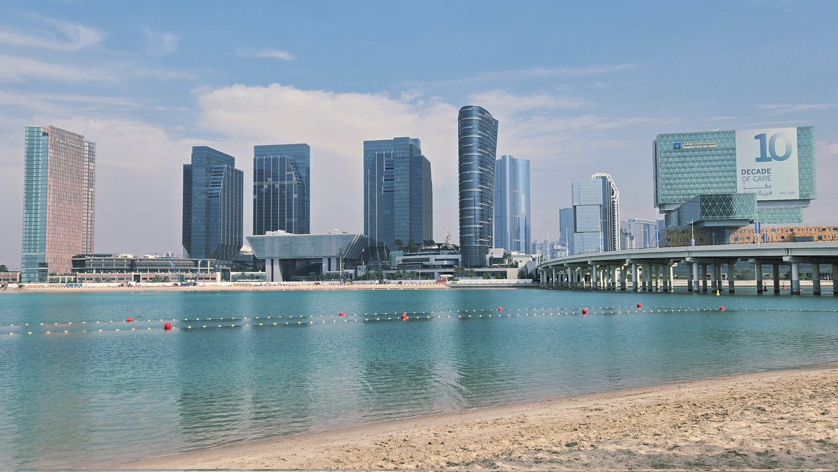 MarioKB's tweet image. アブダビに来ました 🇦🇪