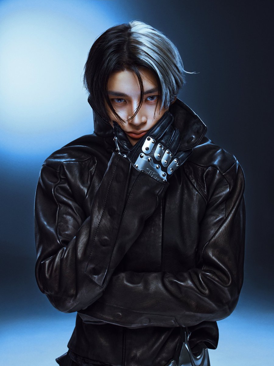 saintminwon's tweet image. BEST SHOTS FOR ME WHAT THE HELLY