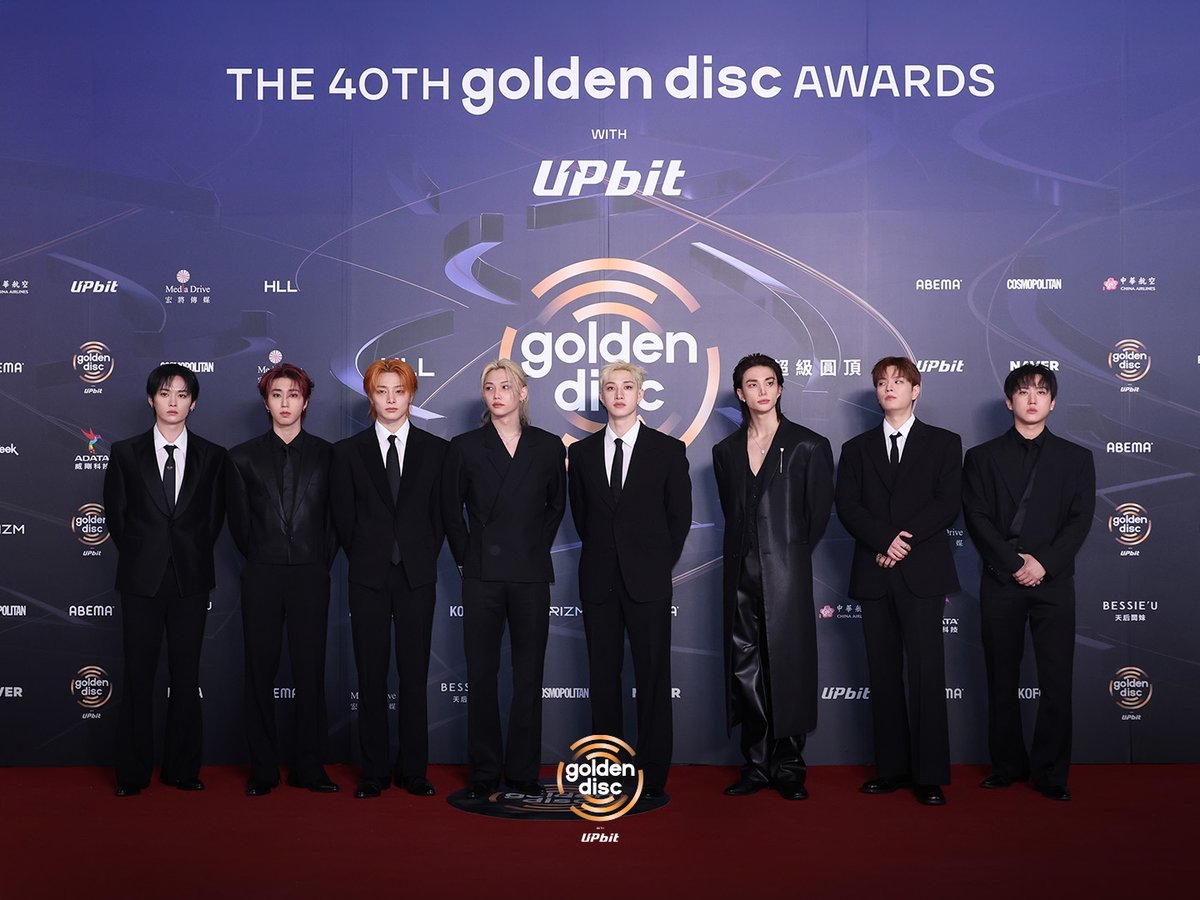 _GoldenDisc's tweet image. The 40th Golden Disc Awards with upbit✨ RED CARPET

#StrayKids @Stray_Kids 

Excitement is in the air here. Let’s meet the stars shining on the red carpet.

설렘으로 가득찬 이곳, 레드카펫 위에서 빛나는 아티스트들을 만나보세요🌟

#40thGDA #골든디스크어워즈 #Goldendiscawards…