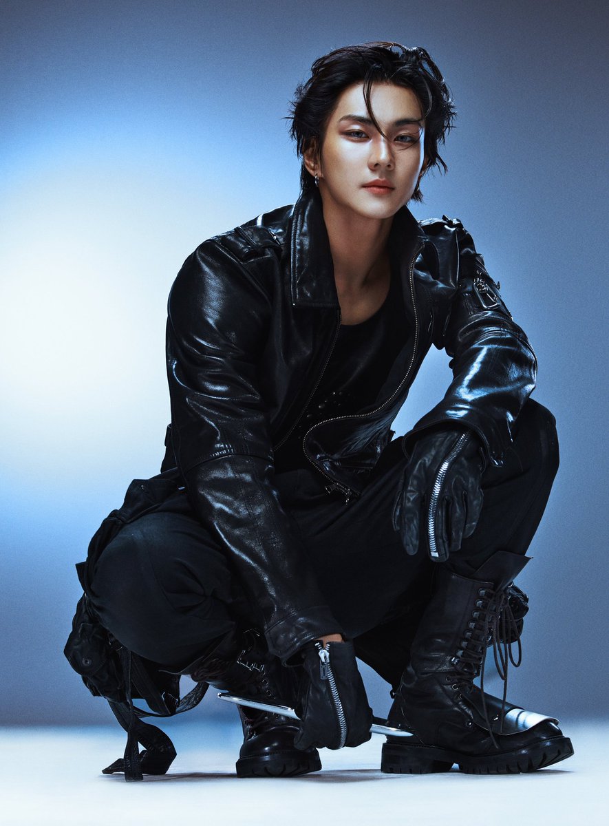 saintminwon's tweet image. THE AURAAAAA IS SO INSANE