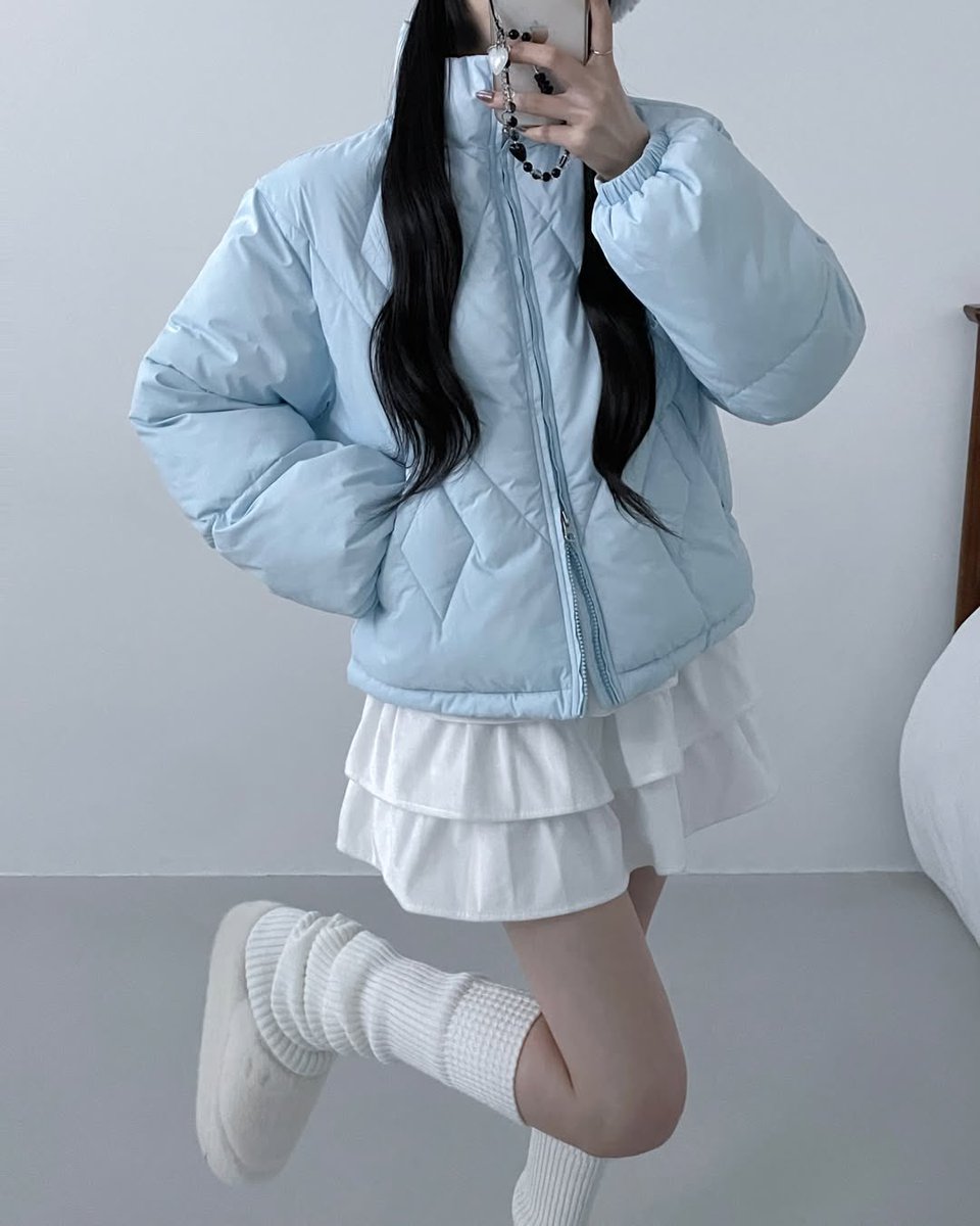 #RT이벤트 #광고
🧶RT하신 2분께 골지 스트럭처드 라운드넥 가디건을 보내드려요

세컨모놀로그 ‼️FINAL CLEARANCE‼️
↳ secondmonologue.co.kr/project/final-…

머플러/바지가 1만원대
패딩이 4만원대••

최대 79% 할인에다 15% 쿠폰도 5장이나‼️ 주니까 타래에서 겨울아이템 득템해가셔요🛒