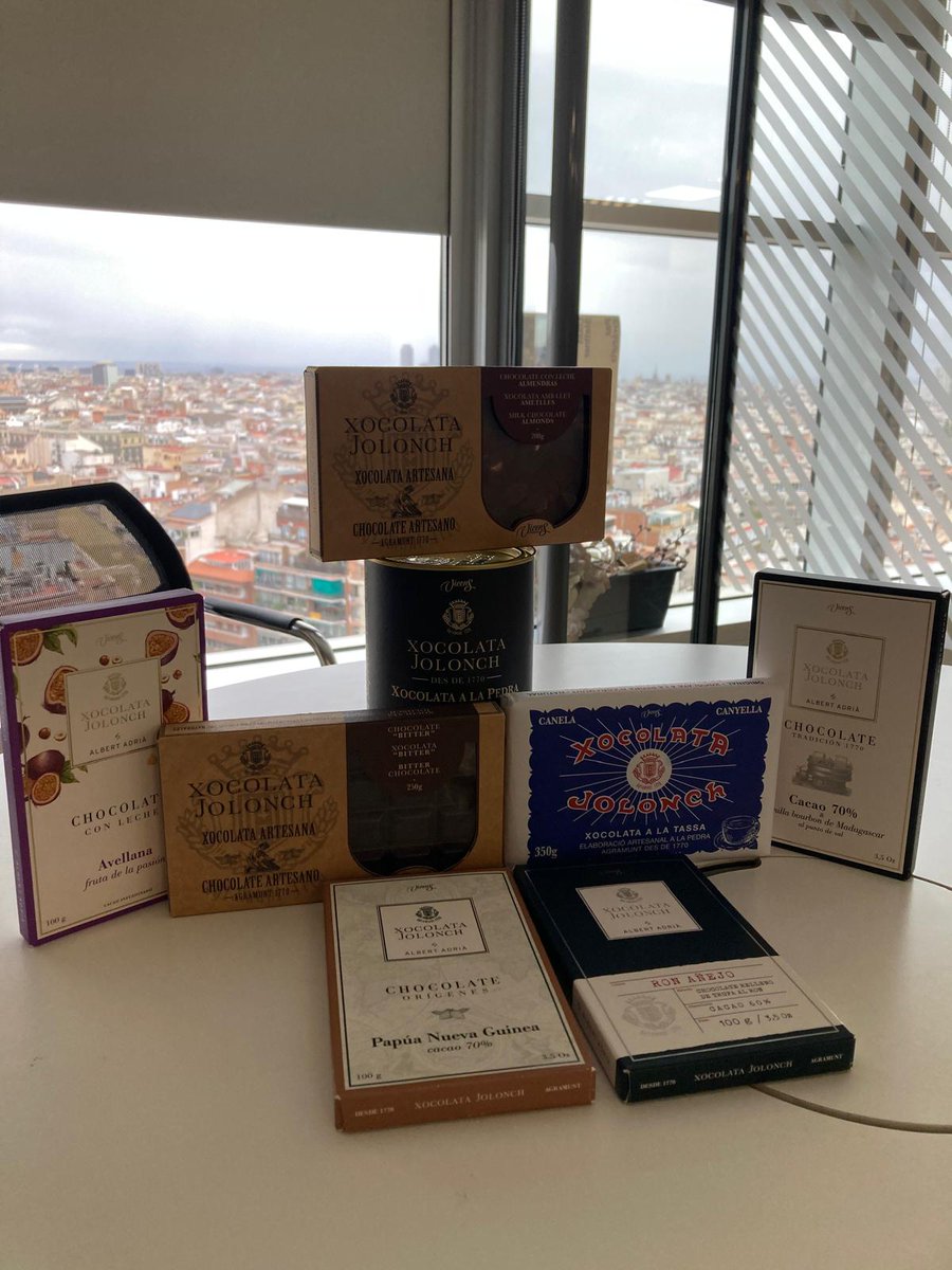 vialliure's tweet image. 🍫 Llevar-se a aquestes hores pot tenir una bona recompensa. Ni més ni menys que...un lot de Xocolata Jolonch de @torronsvicens!

➡️ I tot a canvi de seguir-nos i repostejar aquesta publicació. Us recordem que teniu de temps fins a les 8h. Moltíssima sort!!! #JolonchJolonch