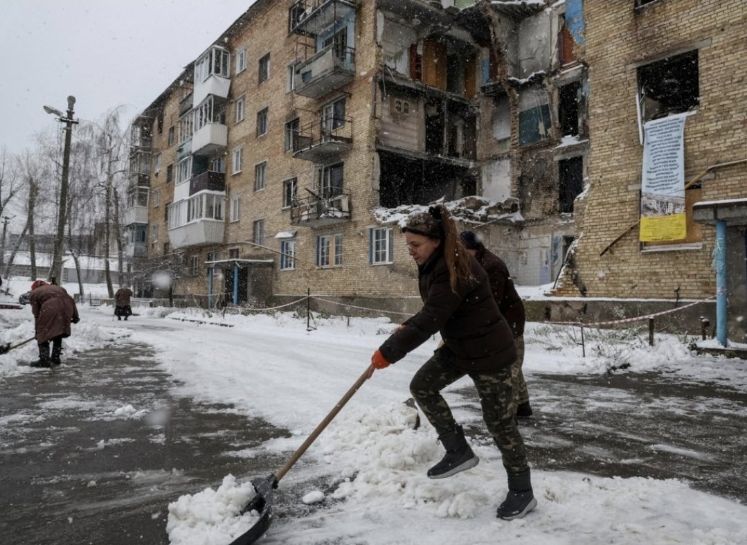 anno1540's tweet photo. “When a state fires nuclear-capable missiles at cities and leaves civilians freezing in the dark, it isn’t seeking security.
It’s confessing fear — and trying to weaponize it.”
#Ukraine #StandWithUkraine #RussianTerror #EuropeanSecurity https://t.co/M1qx2BQCwK
