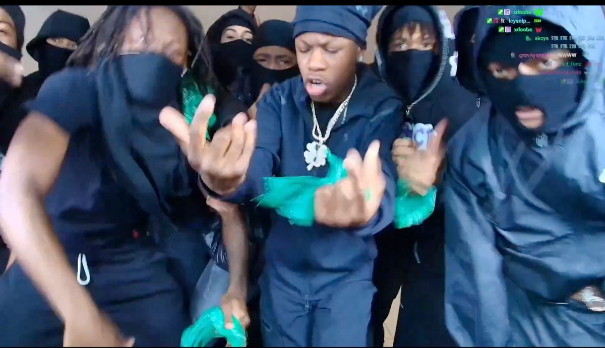 xpoe🦇 tweet media