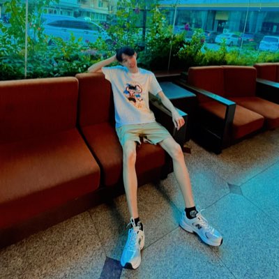 Moe Thai tweet media