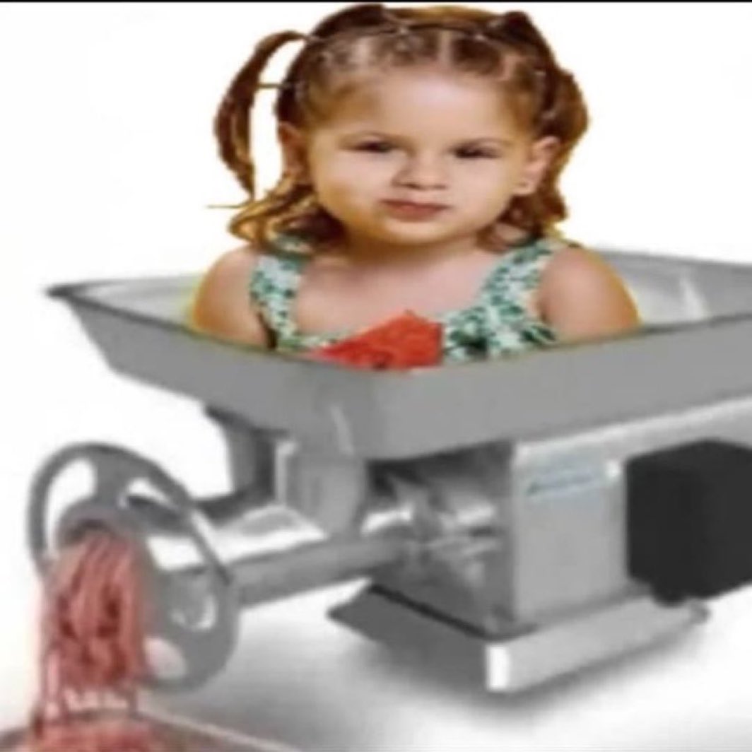 biabobs_'s tweet photo. voktar a treinar é muito humilhante, parece q me passaram no moedor de carne junto com a filha da virginia https://t.co/f6YgI1Ep9Z