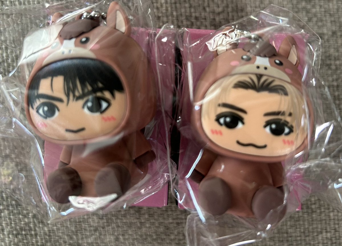 FANTASTICS 午年 着ぐるみキーホルダー 八木勇征レア - メルカリ 八木