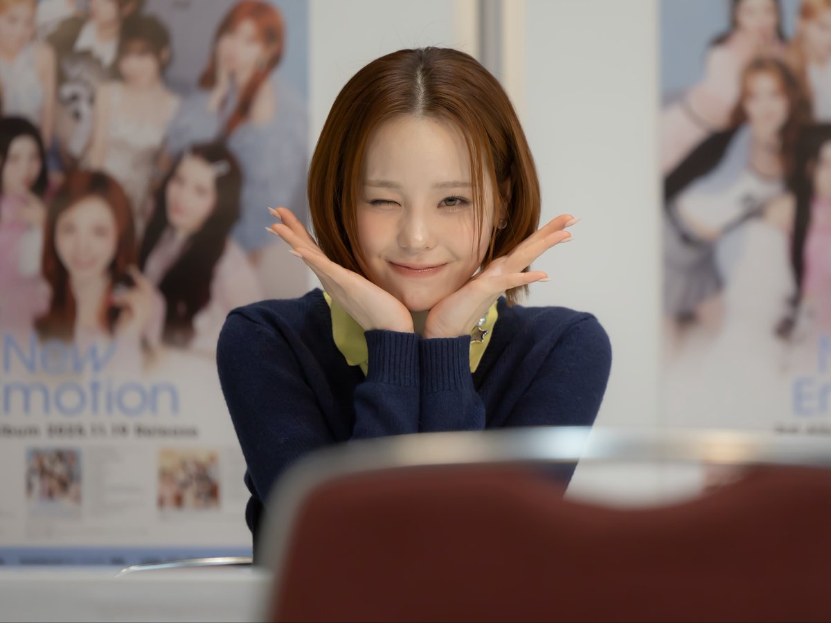 😉🧡 #NiziU #NiziU_オフラインイベント #NiziU_全員サイン会 #MAKO