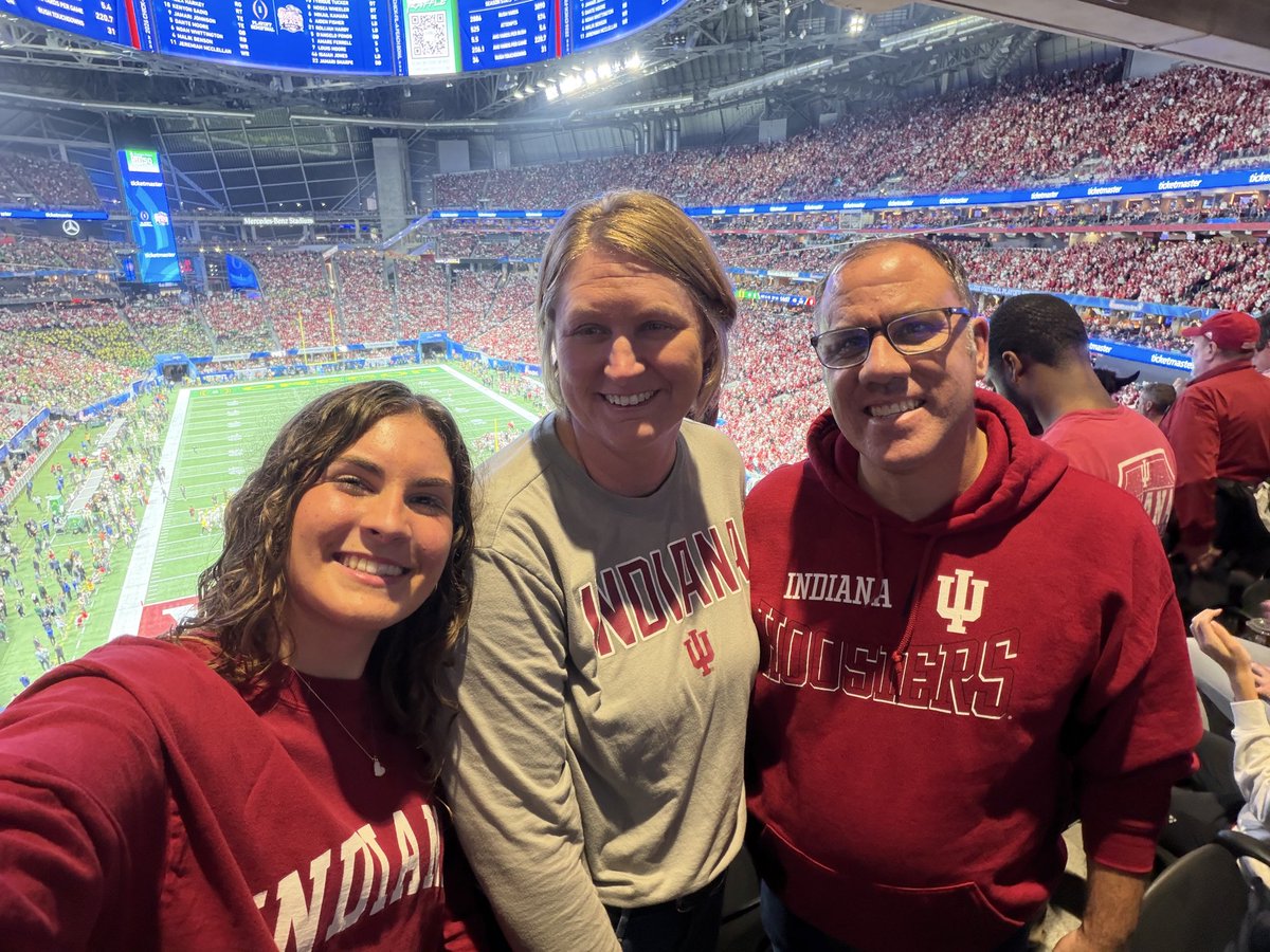 RickSemmler's tweet photo. My wife and I enjoyed taking our oldest @SemmlerSavannah to the Peach Bowl. I’m always about road trips and making memories. Was also nice to run into former Washington Hatchet and IU star Cody Zeller going into the game. https://t.co/IDUqK2h8qh