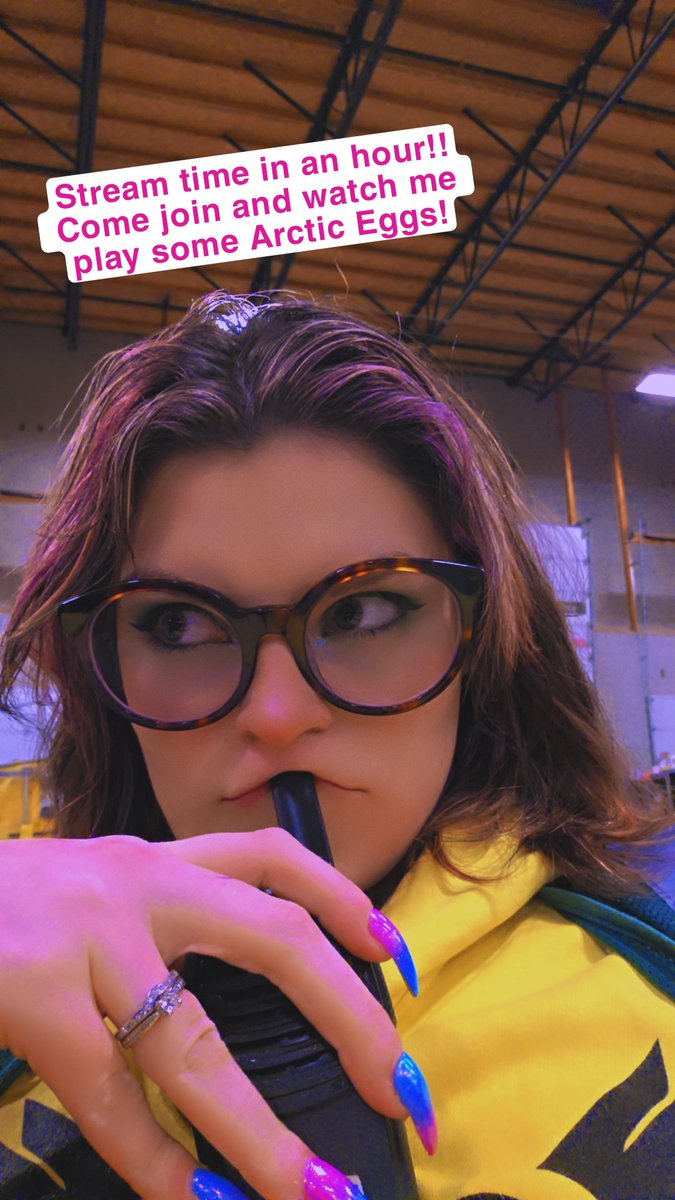 Signless0626's tweet image. Gonna play some #arcticeggs from #criticalreflex for my #freakyfriday #stream!

Come catch it at 12am pst!

#gamergirl #twitch #gamingatnight