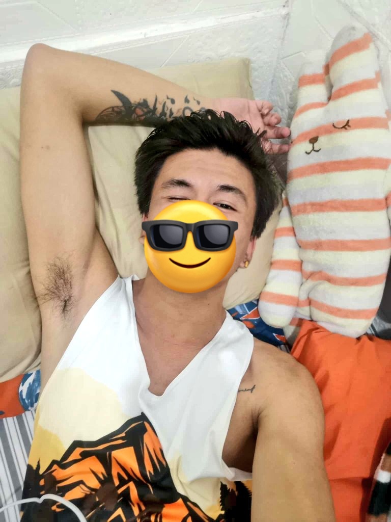 karlochiko tweet media