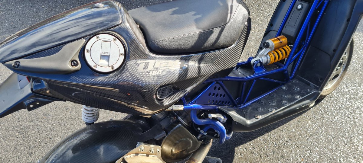 New rear Carbon Fiber panels for the old Italjet Dragster. 

#Italjet #italjetdragster #Wolfgeorge