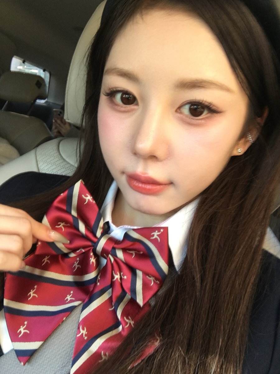 고등학교 졸업 이제 진짜 빠빠🎓

#tripleS #트리플에스 #トリプルS
#トリプルエス #トエス
#HyeRin #혜린 #ヘリン