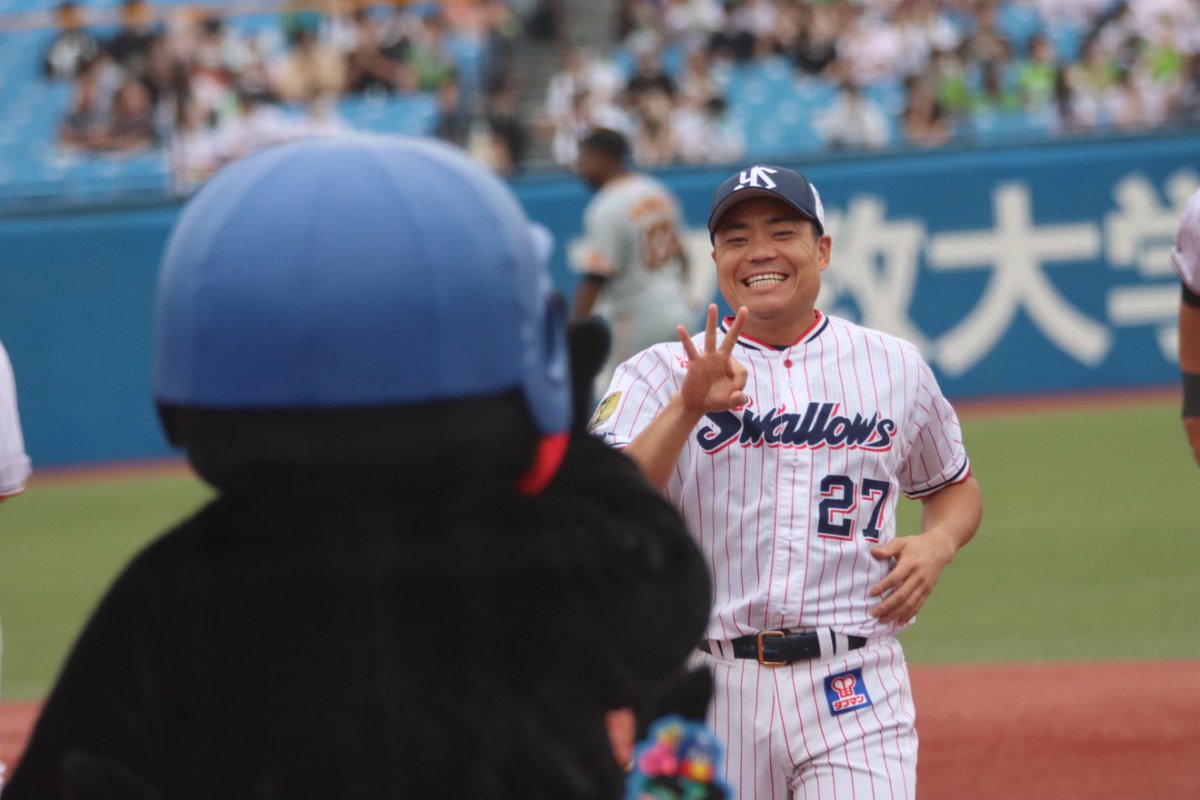 t_ys_me's tweet photo. 20220806
#中村悠平 選手
#つば九郎
#プロ野球ai的選手とマスコットの愉快な写真大集合 https://t.co/poD7KoN3k7