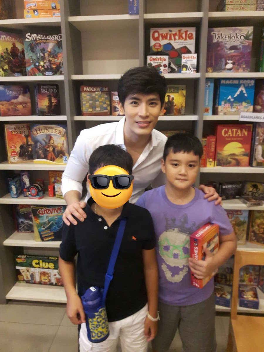 MMcuu_724's tweet image. น้องใหม่ค่ายBOC ห่างกัน19ปีเอง