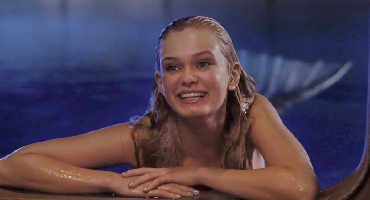 dreamyyarchive's tweet image. i still want to be her &amp;lt;3 🧜🏻‍♀️