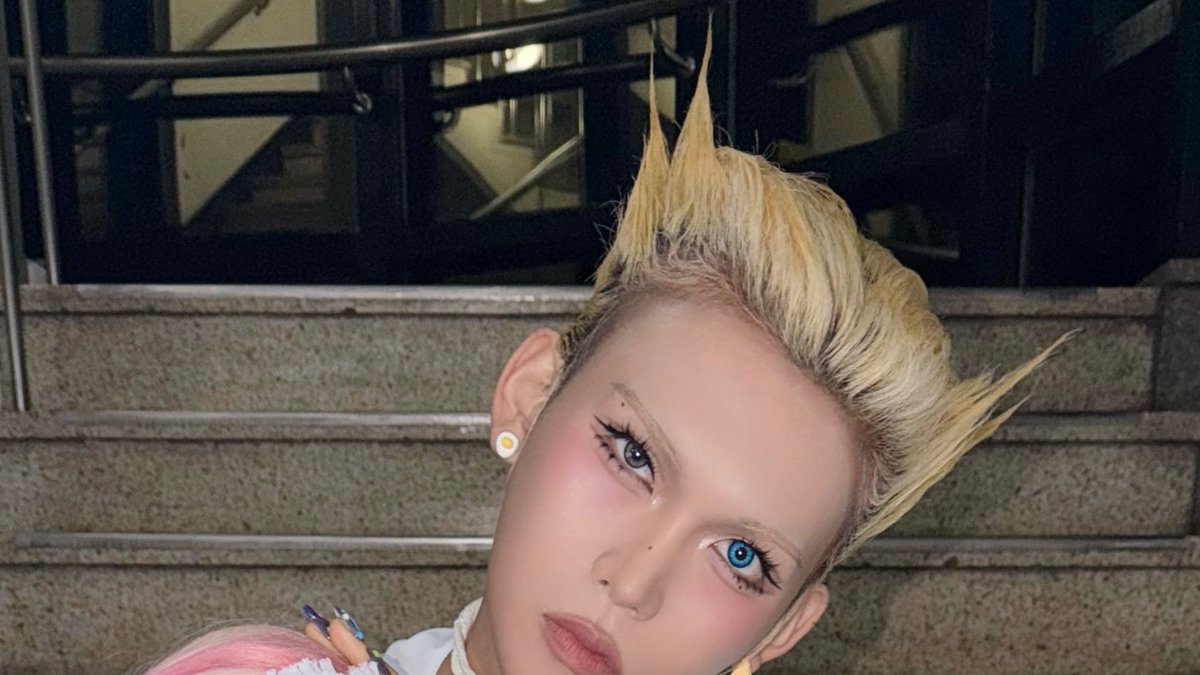 11te_'s tweet image. もしかしてツイートをタップして画像が縦に～の正解、コレ……！？