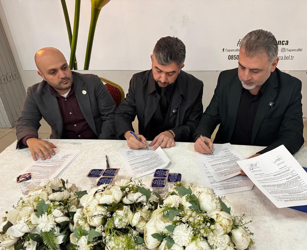 Sapanca Belediyesi Personel Şirketi ile yaptığımız ek protokol için basında yer alan haberlerimiz..<a href="/hakiskonf/">HAKİŞ KONFEDERASYONU</a>
<a href="/hizmetissendika/">HİZMET-İŞ SENDİKASI</a>
<a href="/mstgkdmr/">MesutGokdemir 🟢</a>
⬇️⬇️

sakaryasondakika.com/amp/haber/2721…

sakarya54.net/sapanca-beledi…

lchaber.com/haber/27209650…