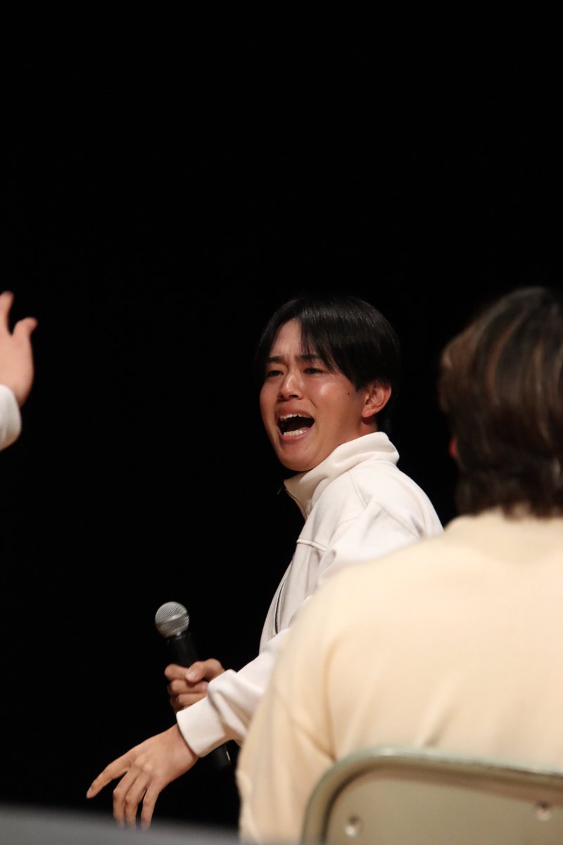 bs1ryo's tweet photo. 罰ゲームかかってて自分が一番点数低いからジェスチャーゲームにガチな太田椋さんずっとおもろかった https://t.co/cXI2qDViqH