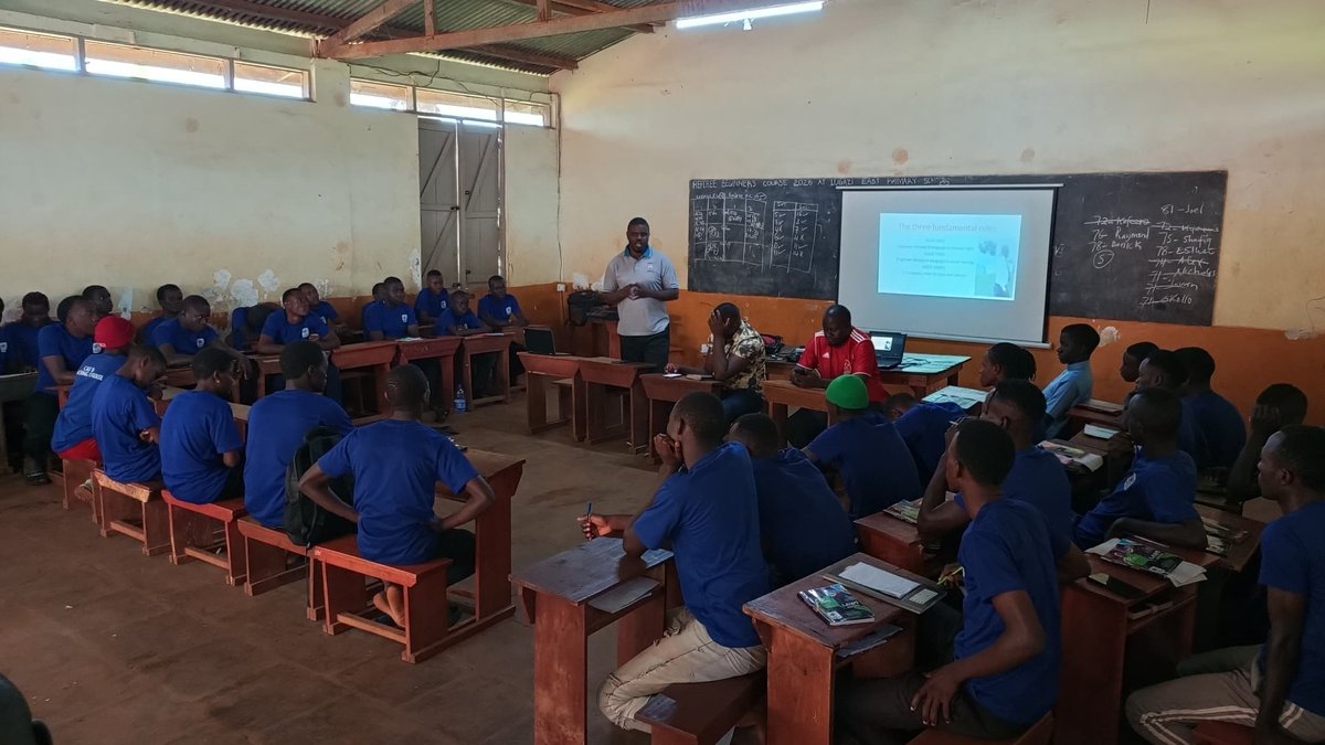 BugandaRFA's tweet image. Beginners Refereeing Course at Buikwe